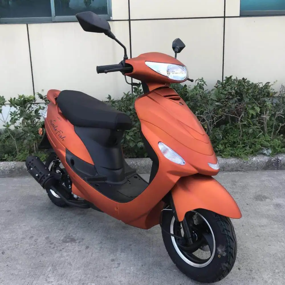 전통적인 싼 가격 50cc 가솔린 스쿠터