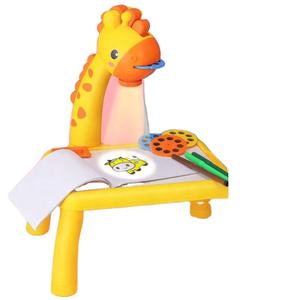 Yüksek kaliteli çizim kurulu akıllı projeksiyon boyama makinesi çocuklar çizim projektör masa oyuncak - Product Image 1