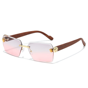 Occhiali da Sole Quadrati Senza Montatura di Lusso per Donne, Lenti Colorate, Decorazione a Forma di Cuore di Ghepardo e Fiore, Logo Personalizzato - Product Image 2