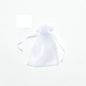 Sac cadeau de bijoux en organza blanc sac de pochette de faveur de mariage blanc avec cordon de serrage pour Noël