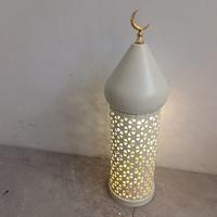Lampe du Ramadan musulmane du Moyen-Orient, art du fer marocain, lampe à vent dorée, lampe LED creuse, décoration de nuit, lanterne, décoration de l'Aïd