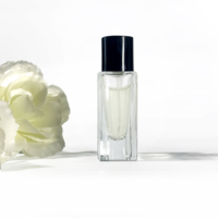 Flacon de parfum pour voiture de haute qualité 50 ml, emballage rectangulaire en verre pour épices, flacon pulvérisateur vide pour parfum