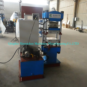 Pressa per Stampaggio in Plastica PVC con Un Strato <span class=keywords><strong>di</strong></span> Riscaldamento e Un Strato <span class=keywords><strong>di</strong></span> Raffreddamento - Product Image 3