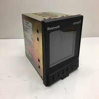 Enregistreur de Données Eztrend V5 Tvez-4-0-0-000-0-0u0000-00 Contrôleur PLC d'Automatisation Industrielle
