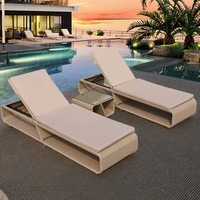 Ensembles de jardin de luxe chaise longue en rotin PE avec aspect bois naturel pour la relaxation en plein air Pation Garden Hotel Balcon