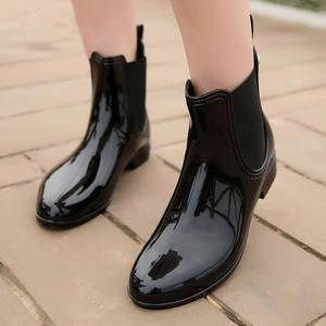 Zapatos <span class=keywords><strong>de</strong></span> <span class=keywords><strong>agua</strong></span> cómodos con tacón plano y elástico en el tobillo, <span class=keywords><strong>botas</strong></span> <span class=keywords><strong>de</strong></span> lluvia <span class=keywords><strong>de</strong></span> gelatina a la moda para <span class=keywords><strong>mujer</strong></span>, para exteriores. - Product Image 2