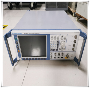 New Rohde & Schwarz SMU200A High Accuracy Signal Source & Generator with Multi-Voltage Compatibility and 1 Year Warranty - Product Image 2