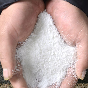 Bougie parfumée artisanale en cire de sable de perle à base de plantes naturelles Kimi, en verre, sans fumée, pour les fêtes, Pâques, décoration religieuse et de la maison - Product Image 1