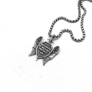 Pendentif vintage en acier titane avec croix, épée, bouclier et ailes, collier pendentif tendance en acier inoxydable, bijoux pour hommes - Product Image 3