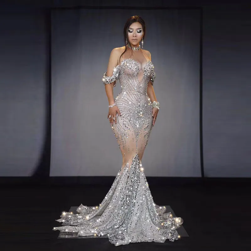 Design de mode diamants embellis coupe basse robes sexy en V profond accentuer la poitrine et la hanche sexy robe longue nue robes de soirée de luxe
