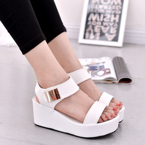 2023 nuevas zapatillas de Ballet cómodas para mujer, Sandalias planas informales de tacón alto para verano, Hada fina, viento, vacaciones, <span class=keywords><strong>playa</strong></span>, romanas, sin cordones para - Product Image 4