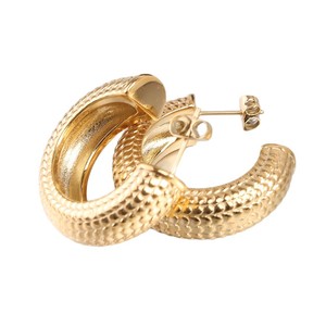 <b>Huggie</b> Earrings C-Shaped Chunky Fish Scale Design Gold <b>Silver</b> Stainless Steel For Women Fashion Jewelry - Product Image 5