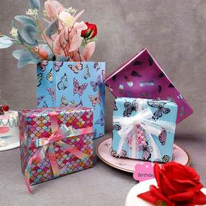 Papier laser de Noël de haute qualité jetable enduit 80g 43*300cm Papier cadeau de luxe personnalisé pour anniversaire Rouleau de papier d'emballage - Product Image 1