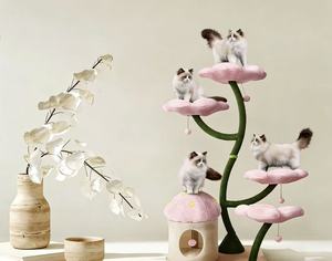 Stock transfrontalier <span class=keywords><strong>MJ23</strong></span> Arbre à chat floral rose clair en bois massif, gain de place, avec structure d'escalade, nid pour chat, plateforme de saut et donut - Product Image 1
