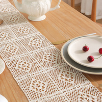 YINUAN Chemin de table ajouré tissé à la main en macramé à motif de treillis, décoration pour cuisine, buffet et console de style rustique