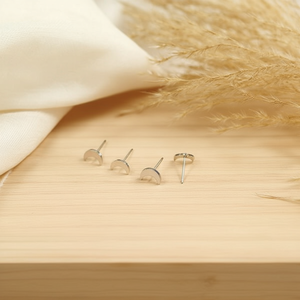 Pendientes de acero inoxidable con forma de luna, 6 mm, chapados en oro, joyería de moda, regalo unisex - Product Image 3