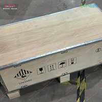 Stock UE 48V 300Ah Dyness Power Brick 15kWh Batterie au lithium Batteries LiFePO4 avec roues