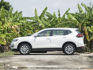 <span class=keywords><strong>Nissan</strong></span> x-trail 2023 Classic 2.0L 2WD Intelligent Connect Premium Edition Coche usado barato a la <span class=keywords><strong>venta</strong></span> MR20 2.0L Inline-4 6.2L/100km - Product Image 4