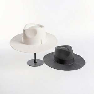 Sombrero Panamá de Paja Toyo de Lujo para Hombre y Mujer, con Lazo a Juego, Moda de Verano, Gran Venta - Product Image 1