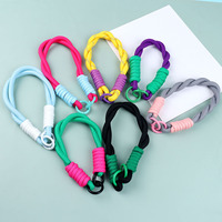 Corde de contraste de couleur multifonctionnelle avec pendentif porte-clés de voiture dragonne sac de décoration courte lanière de poupée DIY