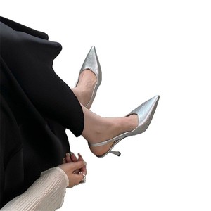 Zapatos de tacón alto versátiles de estilo francés, delgados y de una sola pieza, con plantilla acolchada y ancha, para mujer, talla grande. - Product Image 2