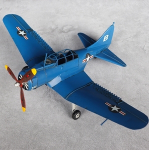 Modellino di Aereo da Caccia in Latta, Stile Vintage WWII, Decorazione per Vetrina, Halloween/Natale - Product Image 5