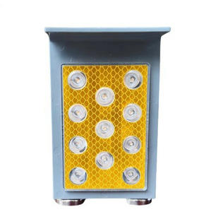 Luz de advertencia de tráfico <span class=keywords><strong>solar</strong></span> LED, poste delineador trapezoidal reflectante de PC impermeable para barandillas de carretera - Product Image 3