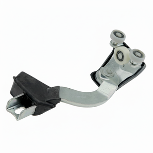 Guía de rodillos OEM 3804680 para piezas de automóviles compatibles con puertas correderas modelo diario IVECO - Product Image 1