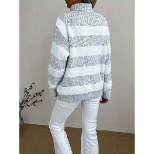 Pull à col roulé à larges rayures multicolores, tailles pour femmes, tailles S-XL, sur mesure OEM/ODM - Product Image 4