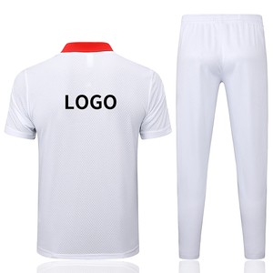 Completo da <span class=keywords><strong>Calcio</strong></span> Retrò Bianco Autunnale per Uomo in Poliestere/Cotone Elasticizzato ad Asciugatura Rapida con Colletto Polo a Manica Corta Servizio OEM con Logo Personalizzato - Product Image 2
