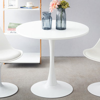 Table basse ronde moderne Space Tulip avec plateau en verre et base en métal noir, meubles de salon, petite table pour appartement