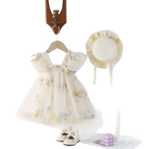ชุดเดรสเด็กผู้หญิงปักลายดอกไม้<span class=keywords><strong>ขาย</strong></span>ดี พร้อมหมวก ชุดเดรสสม็อคสำหรับเด็กผู้หญิง - Product Image 2