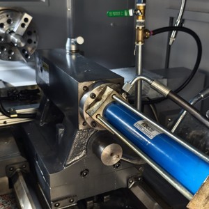 2025 New ck6140 <span class=keywords><strong>CNC</strong></span> <span class=keywords><strong>Lathe</strong></span> với thủy lực <span class=keywords><strong>Chuck</strong></span> giường phẳng <span class=keywords><strong>CNC</strong></span> <span class=keywords><strong>Lathe</strong></span> kim loại gia công máy tiện máy - Product Image 6