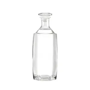 Werkseitige Lieferung von 700 Millilitern Wodka-Schädel flaschen mit gedrehten Glasflaschen zum niedrigsten Preis
