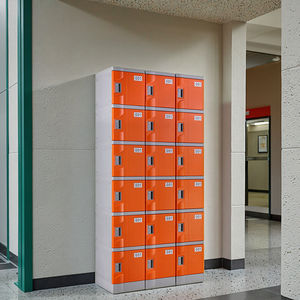 Casier numérique intelligent avec serrure à combinaison électronique Casiers de rangement pour lycées de style moderne Produit en vente flash - Product Image 1