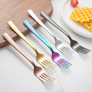 Thiết kế hiện đại Rose Gold búa thép không gỉ 304 biểu tượng tùy chỉnh thiết lập dao kéo Flatware Fork Spoon cho đám cưới và các sự kiện - Product Image 4