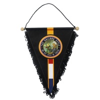 Vente en gros prix de vente personnalisé drapeau brodé à la main défilé fanfare bannière suspendue drapeau mural suspendu extérieur