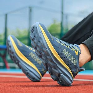 Wholesale Fashion Running Shoes Lace-up Stretch Fabric Mesh Athletic Low-<b>top</b> Light-weight <b>PVC</b> Midsole Anti-Slip Solid Quick Dry - Product Image 5