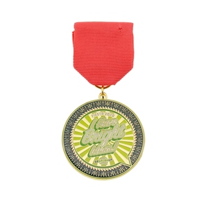 Precio de fábrica: Medalla de metal personalizada con esmalte y cinta para guía turístico, ideal como souvenir. - Product Image 3
