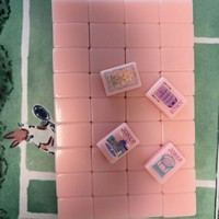 Rosa Farbige 36mm Acryl Amerikanisches Mahjong-Set vom Hersteller NMJL mit Standard-Gestellen, Drückern und Würfeln für Partys und Familienspiele