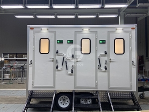 Remolque de Baño Portátil de Diseño Moderno para Exteriores, Nuevo, 3 Cabinas con Ducha, Unidad de Baño Móvil - Product Image 3