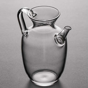 Théière en verre transparent style Song avec bec verseur perforé, grand distributeur de thé pour servir le thé vert - Product Image 2