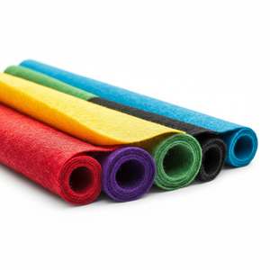 Fieltro perforado con aguja no tejida de poliéster, hojas de tela de Fieltro de Poliéster PET rígido - Product Image 1