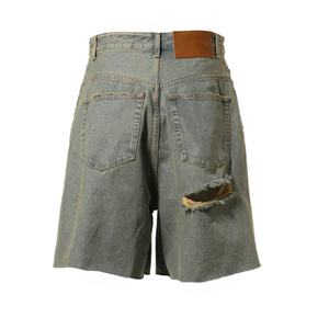 กางเกงยีนส์ขาสั้นทรงหลวมสีน้ำเงินสำหรับผู้ชาย แต่งซิป ขอบดิบ ผ้าฝ้าย 100% สไตล์ Destroyed Baggy Fit - Product Image 2