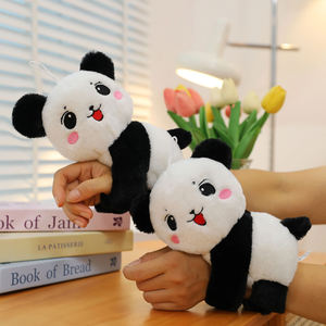 دمية باندا لطيفة وجميلة عالية الجودة مصنوعة من القطن الناعم مع سوار معصم، لعبة محشوة لتخفيف التوتر بتصميم مطرز - Product Image 1