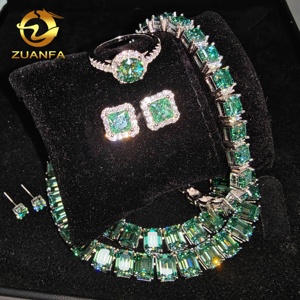 Splendida Selezione <span class=keywords><strong>di</strong></span> Gioielli in Moissanite Blu-Verde, Collana Tennis con Smeraldo 6*8mm, Catena in Moissanite con Taglio <span class=keywords><strong>Fantasia</strong></span> Asscher - Product Image 1