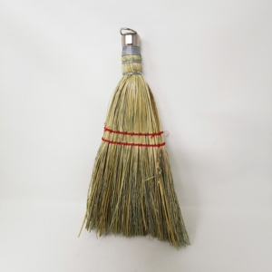 <span class=keywords><strong>Balai</strong></span> de <span class=keywords><strong>jardin</strong></span> de maïs naturel de haute qualité petit <span class=keywords><strong>balai</strong></span> de nettoyage de sol de poussière fait à la main - Product Image 3