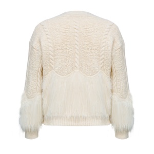 Marque de créateur personnalisée tricots dames luxe haut de gamme Islande fourrure garniture épais chaud hiver câble tricot Cardigan <span class=keywords><strong>pull</strong></span> femmes - Product Image 2