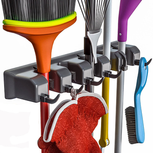 Soporte para Escoba y Organizador de Herramientas de Jardín, Soporte de Pared para Mangos de Rastrillo o Trapeador, Elimina el Desorden, Sistema de Organización para Armarios y Garajes - Product Image 1