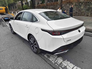 Changan Eado 2025 Usado, Bluecore 1.5T 500Bar Edición Premium, <span class=keywords><strong>7</strong></span> Velocidades DCT Húmedo, Tracción Delantera, Sedán Compacto, China VI - Product Image 2